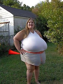 European girl get nude for you