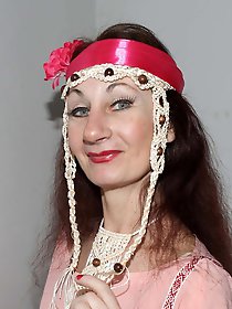 Racy experienced GF likes a huge boner