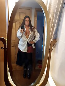 Desi sexy girl and couple hot pic