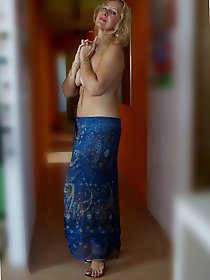 Old girlfriend is fingering her vagina