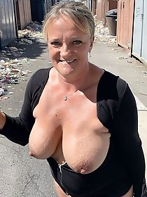 Mature ladies and young girls from OlderWomanFun