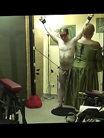 Mature cutie demonstrates her skills