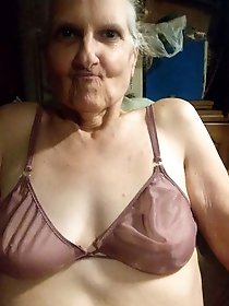 Older businesswoman gets their twat drilled