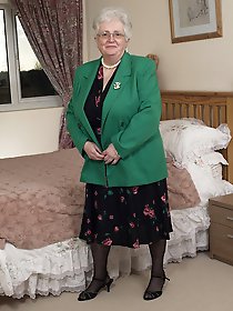 British granny playing with her voluptous body