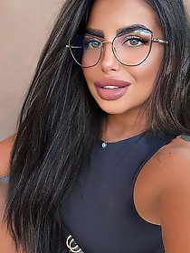 Cock hungry mature prostitute likes a huge boner so much