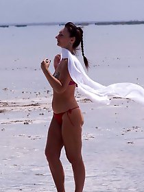 Amateur old milfs are getting pleasure on camera