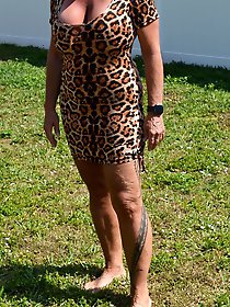 Outdoor playtime with sex toys