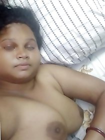 Sonalis solo self-portrait session