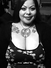 Sinrose black and white